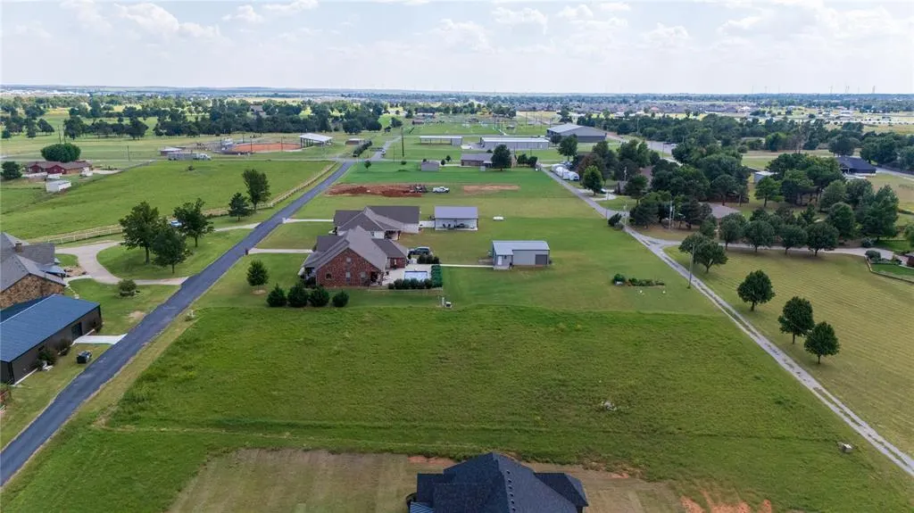 Photo 3 — N 2425 Road, Weatherford, OK 73096
