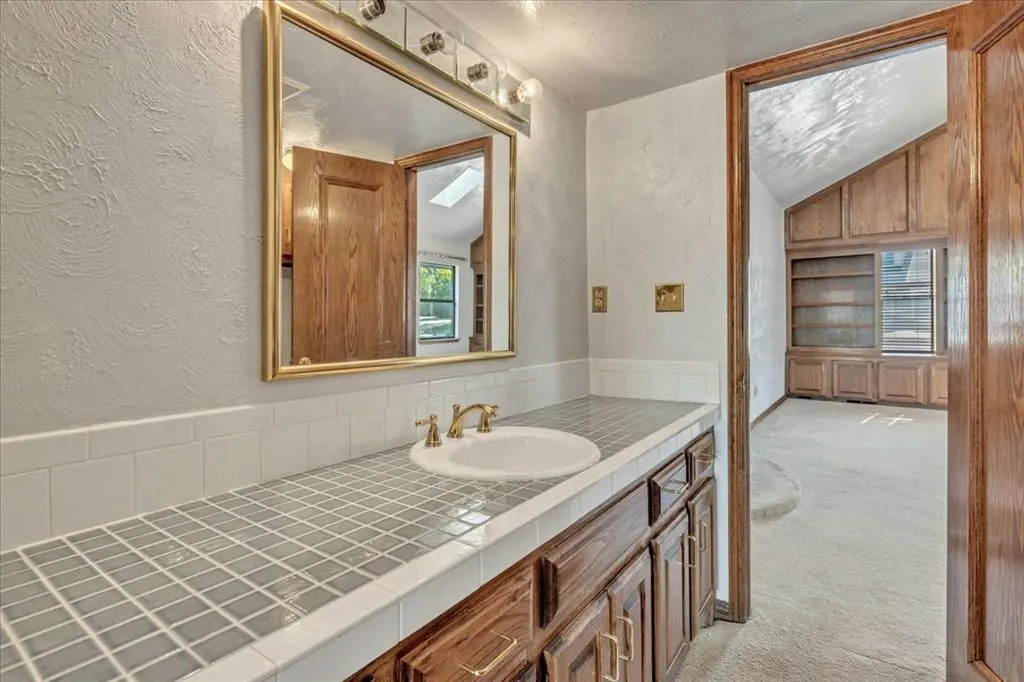 Photo 15 — 5001 Misty Glen Circle, Oklahoma City, OK 73142