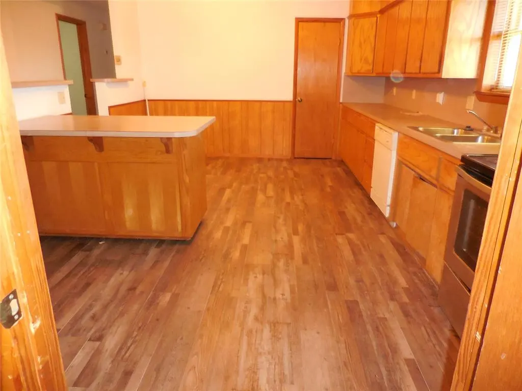 Photo 20 — 411 S A Street, Davis, OK 73030
