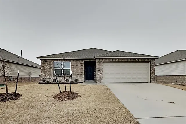 Photo 2 — 1840 Jack Rabbit Lane, El Reno, OK 73036