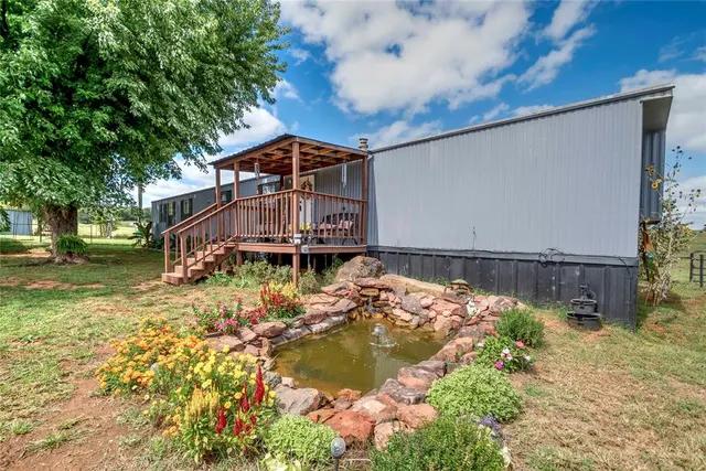 Photo 2 — 331732 E 950 Road, Wellston, OK 74881