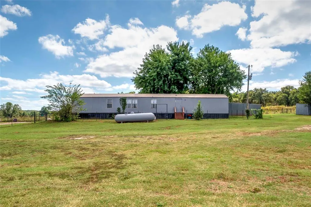 Photo 13 — 331732 E 950 Road, Wellston, OK 74881