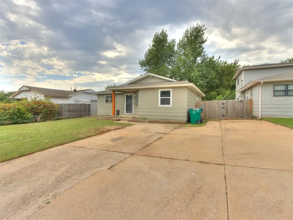 Photo 3 — 6417 Ashby Terrace, Oklahoma City, OK 73149