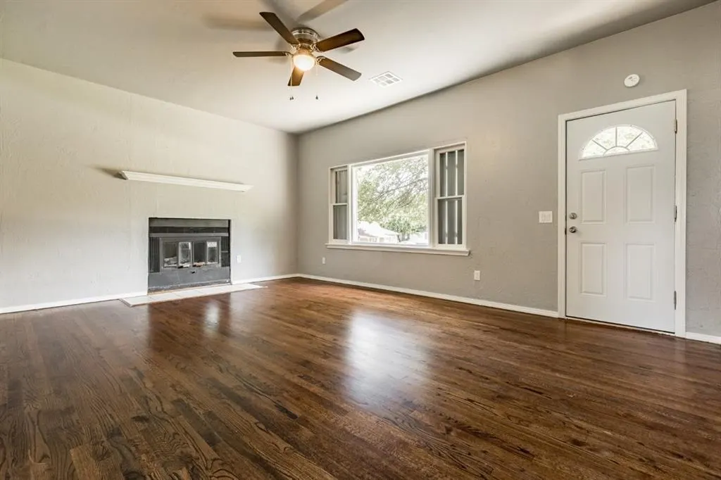 Photo 3 — 1403 N 1st Street, Harrah, OK 73045