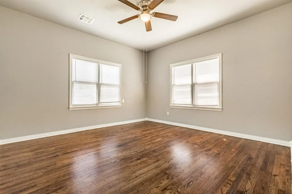 Photo 7 — 1403 N 1st Street, Harrah, OK 73045