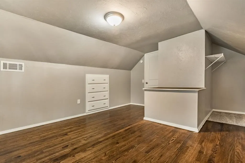Photo 14 — 1403 N 1st Street, Harrah, OK 73045