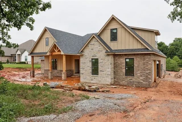 Front exterior — 913 Reedser Way, Choctaw, OK 73020
