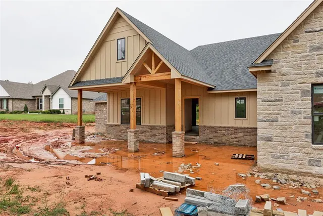 Photo 2 — 913 Reedser Way, Choctaw, OK 73020