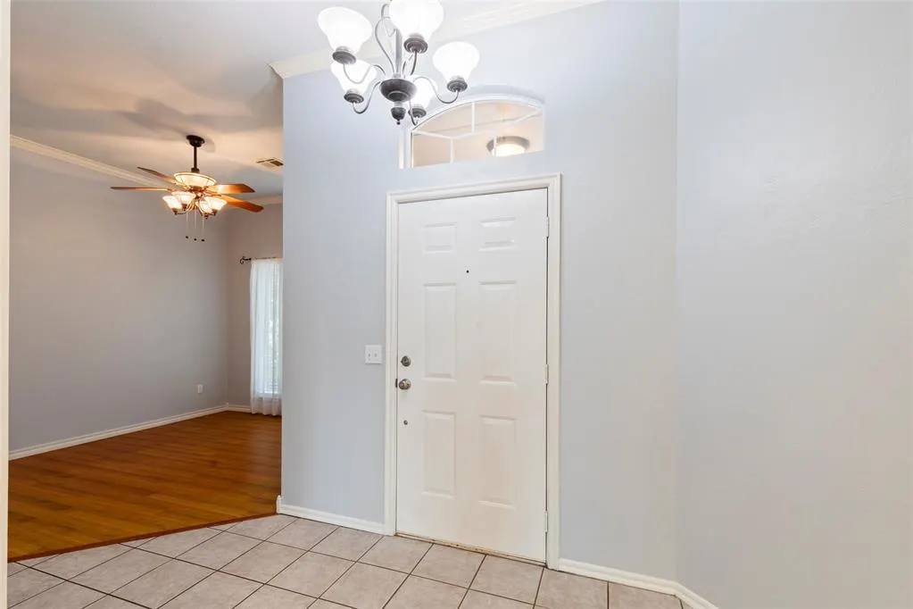 Photo 12 — 708 Sparrow Hawk Street, Edmond, OK 73003