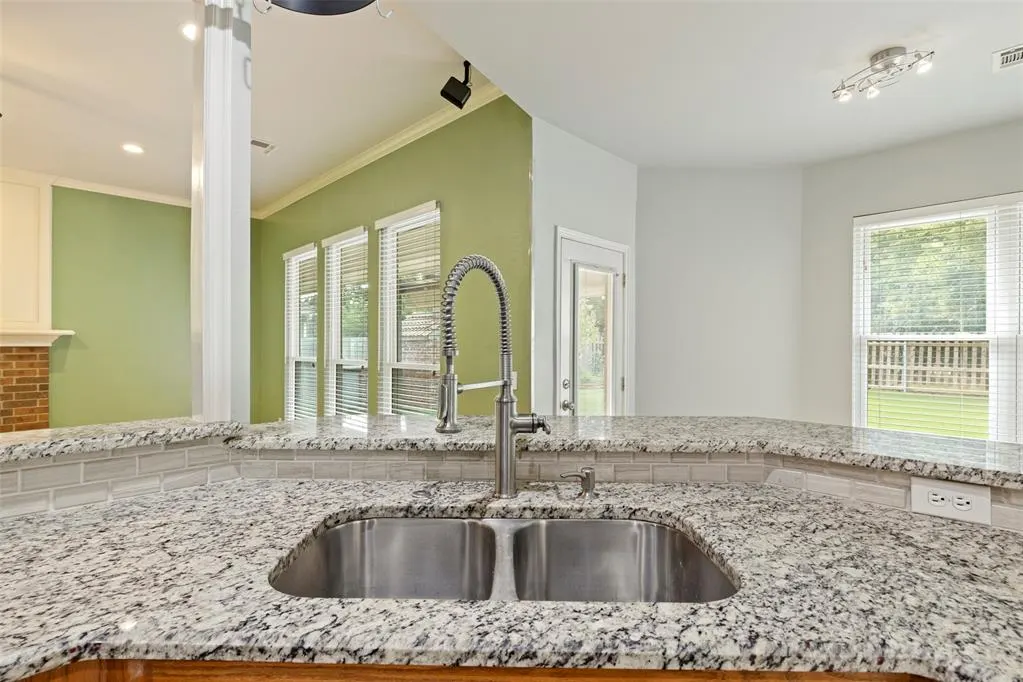 Photo 19 — 708 Sparrow Hawk Street, Edmond, OK 73003