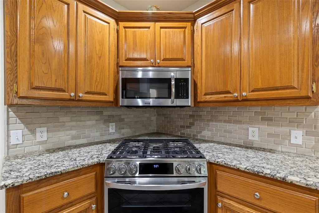 Photo 20 — 708 Sparrow Hawk Street, Edmond, OK 73003