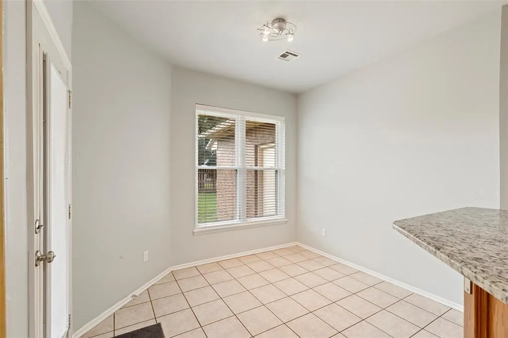 Photo 21 — 708 Sparrow Hawk Street, Edmond, OK 73003