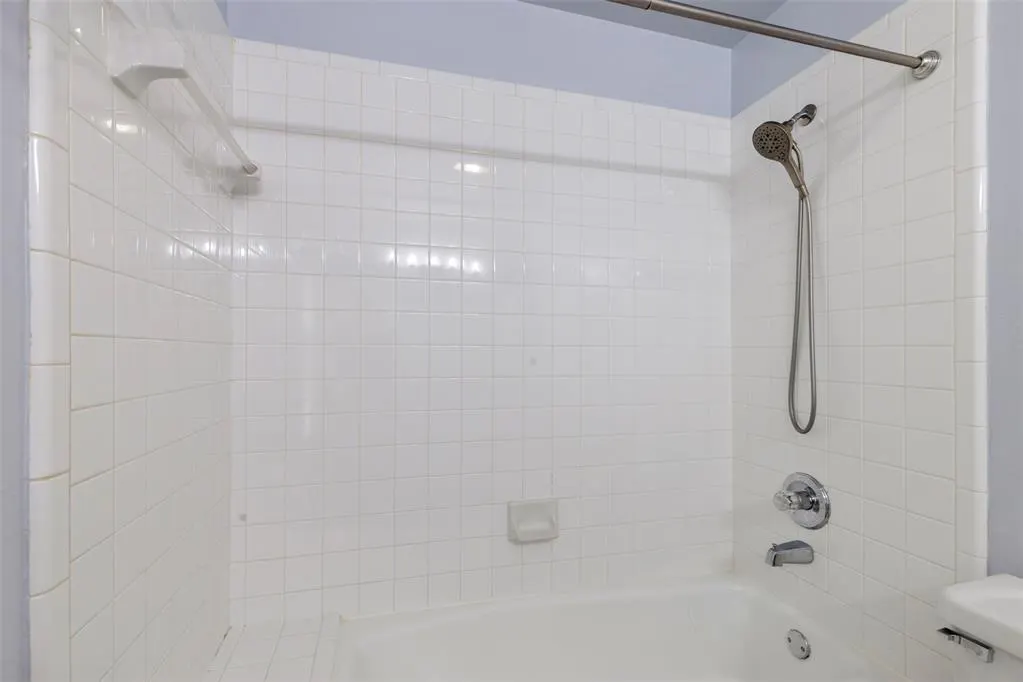 Photo 34 — 708 Sparrow Hawk Street, Edmond, OK 73003