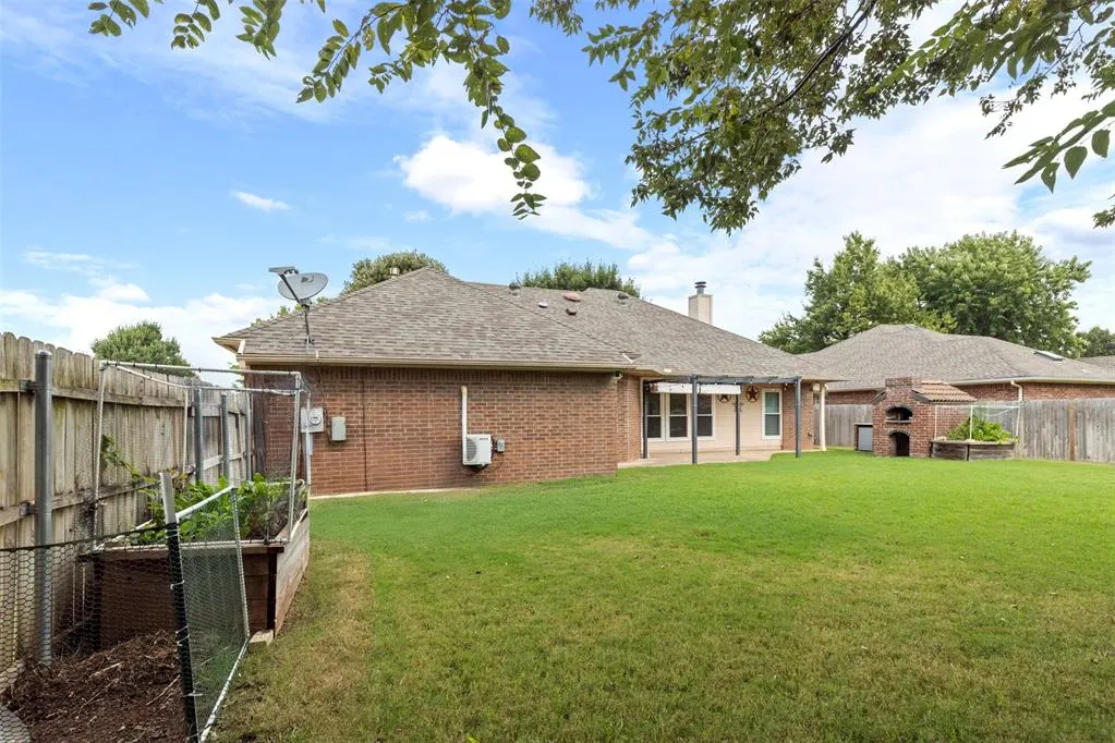 Photo 39 — 708 Sparrow Hawk Street, Edmond, OK 73003