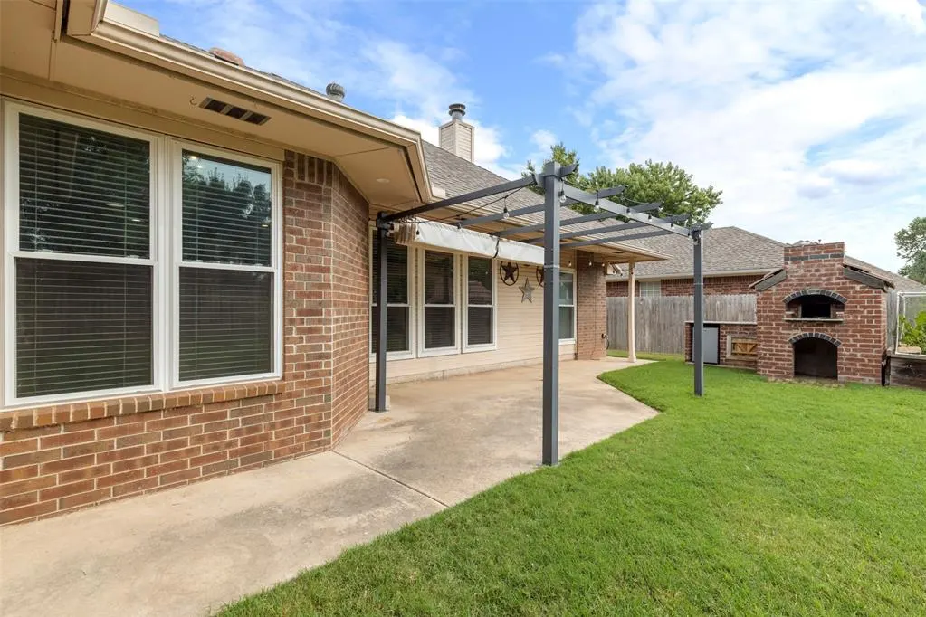Photo 41 — 708 Sparrow Hawk Street, Edmond, OK 73003