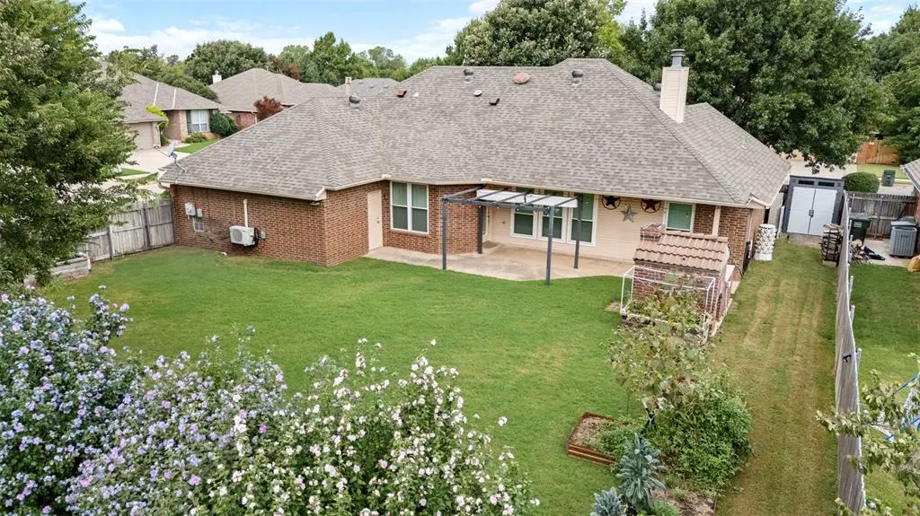 Photo 42 — 708 Sparrow Hawk Street, Edmond, OK 73003
