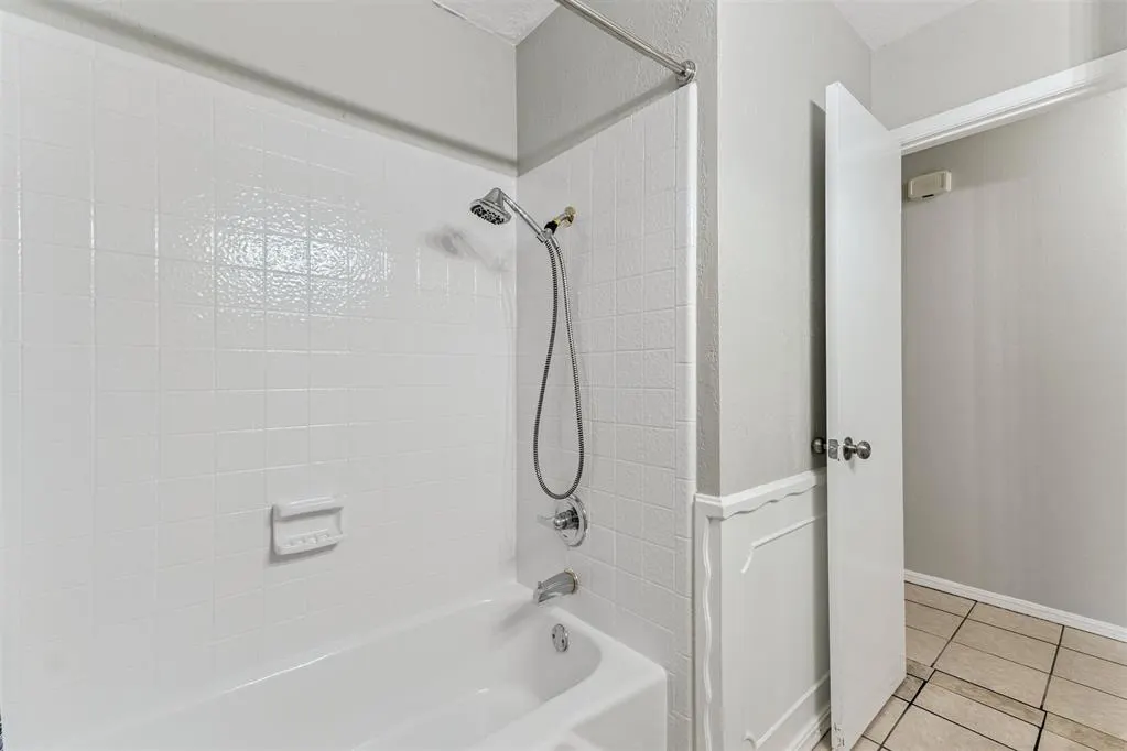 Photo 13 — 1201 NW 103rd Street, Oklahoma City, OK 73114