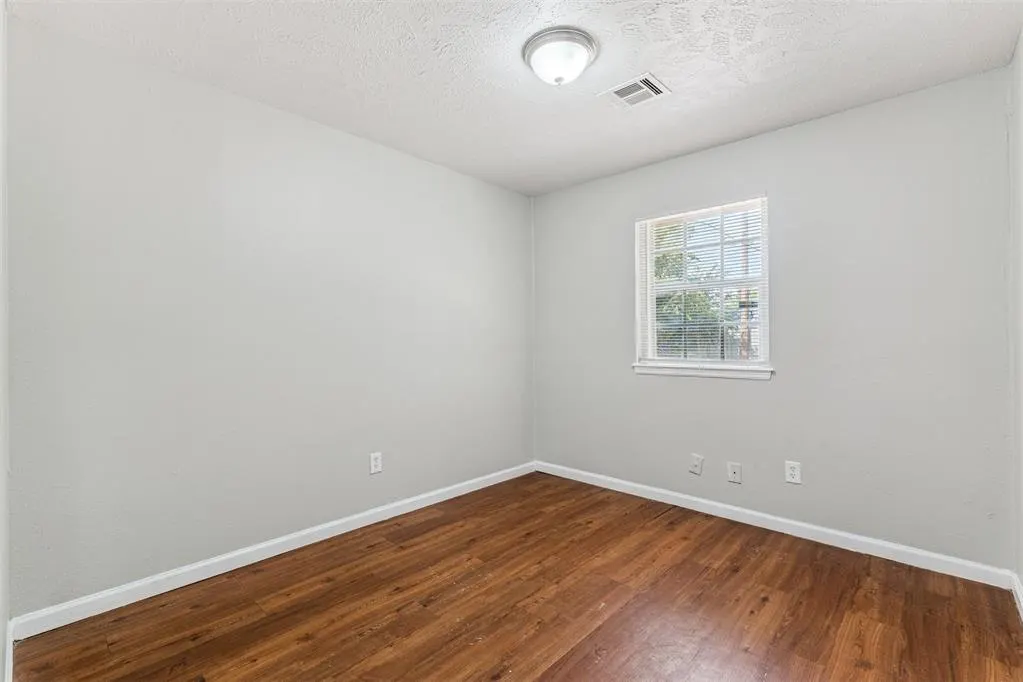 Photo 17 — 1201 NW 103rd Street, Oklahoma City, OK 73114