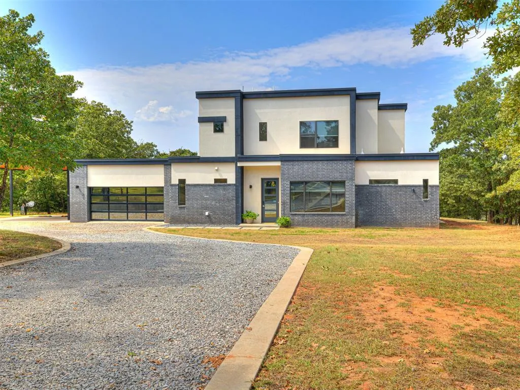 Front exterior — 13551 High Pointe Drive, Arcadia, OK 73007