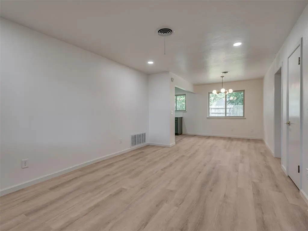 Photo 9 — 408 Betty Lane, Oklahoma City, OK 73110
