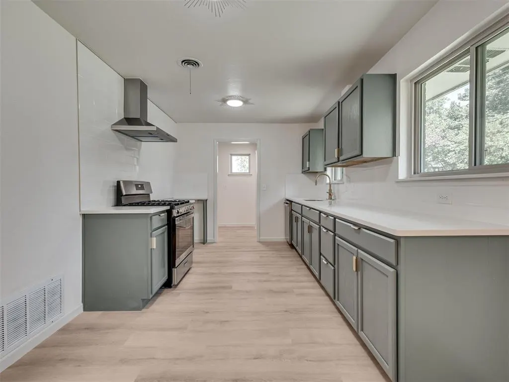 Photo 11 — 408 Betty Lane, Oklahoma City, OK 73110