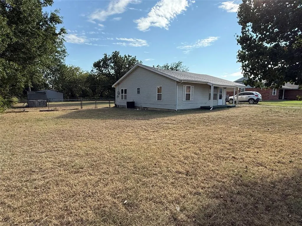 Photo 3 — 1803 W Franklin Street, Shawnee, OK 74804