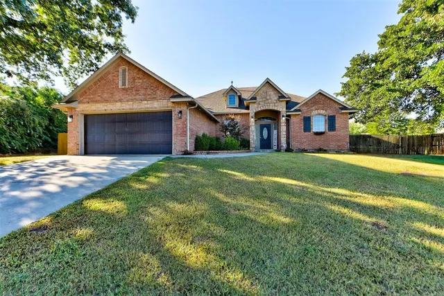 Photo 4 — 11354 Village Avenue, Midwest City, OK 73130