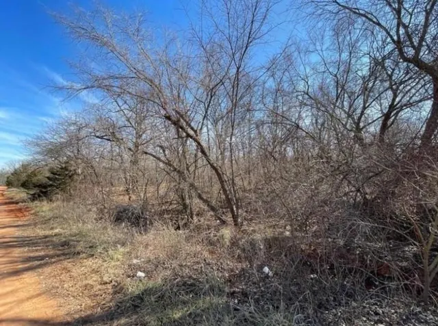 Photo 6 — 104 Jesse Street, Norman, OK 73071