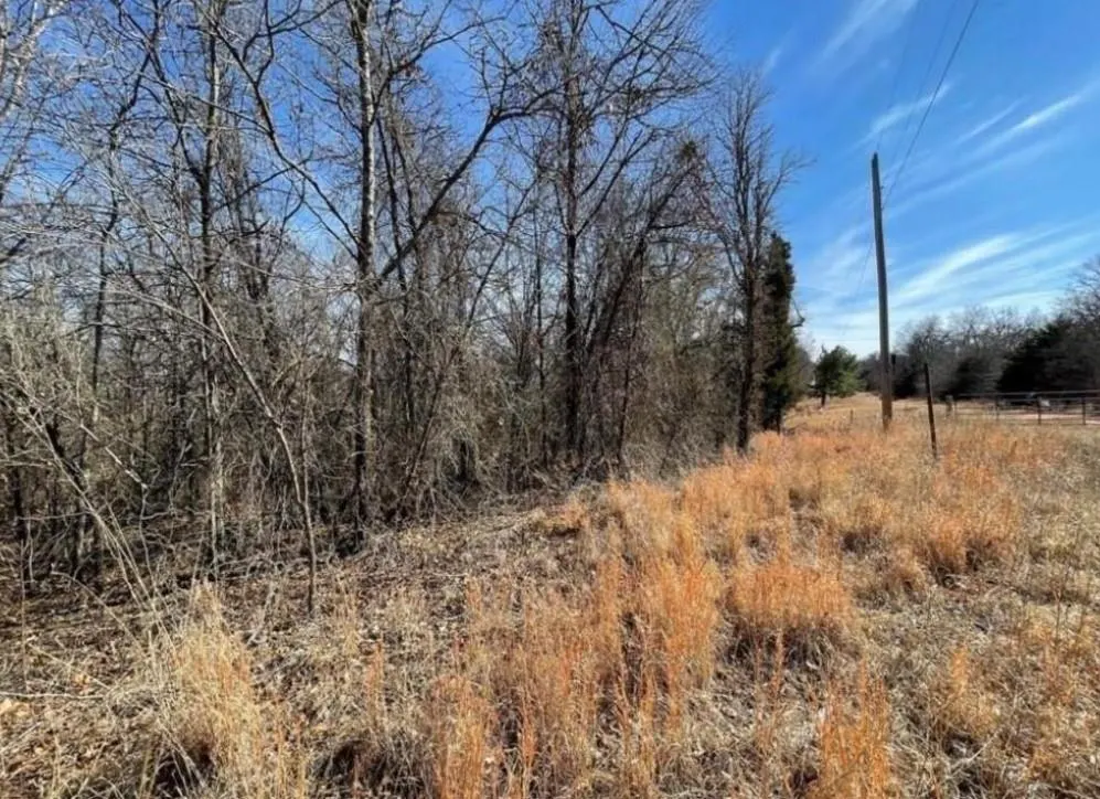 Photo 3 — 208 Jesse Street, Norman, OK 73071