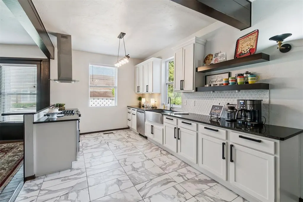 Photo 7 — 1731 NW 40th Street, Oklahoma City, OK 73118