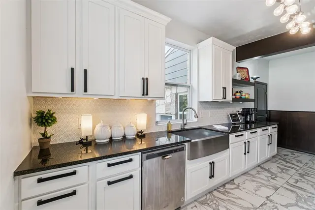 Photo 2 — 1731 NW 40th Street, Oklahoma City, OK 73118
