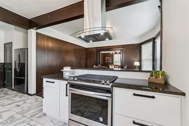Photo 6 — 1731 NW 40th Street, Oklahoma City, OK 73118