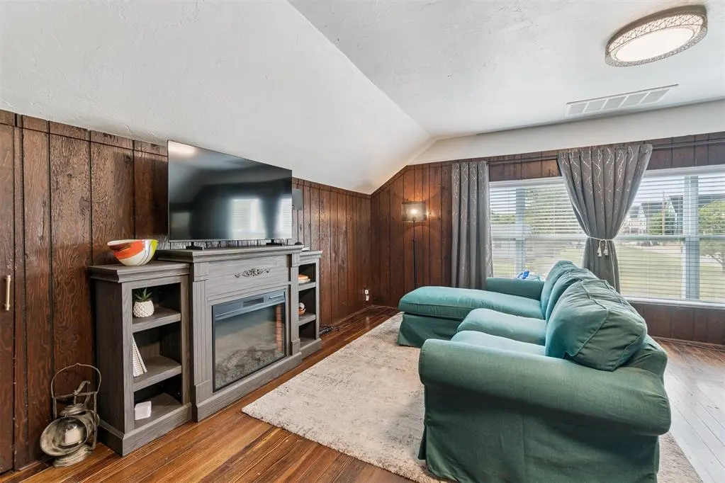 Photo 31 — 1731 NW 40th Street, Oklahoma City, OK 73118