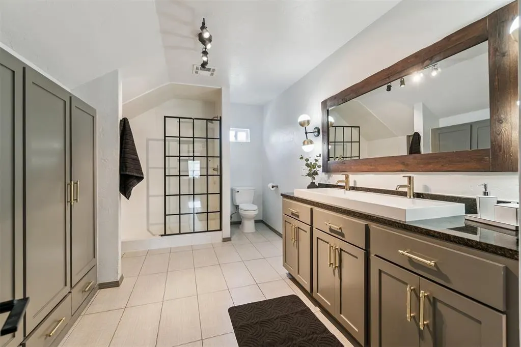 Photo 33 — 1731 NW 40th Street, Oklahoma City, OK 73118