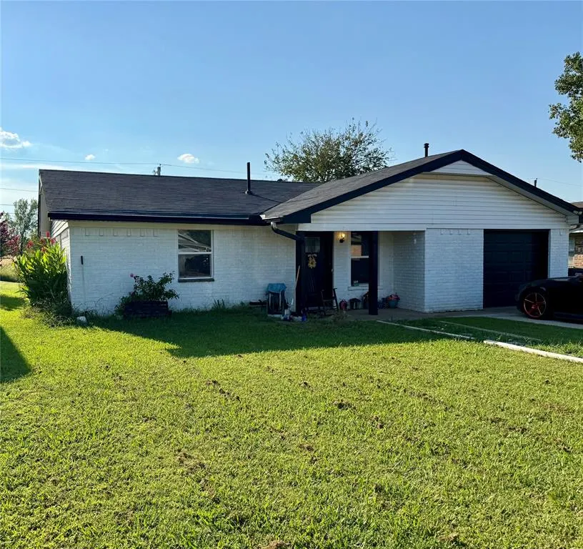 Photo 21 — 234 S 5th Avenue, Stroud, OK 74079
