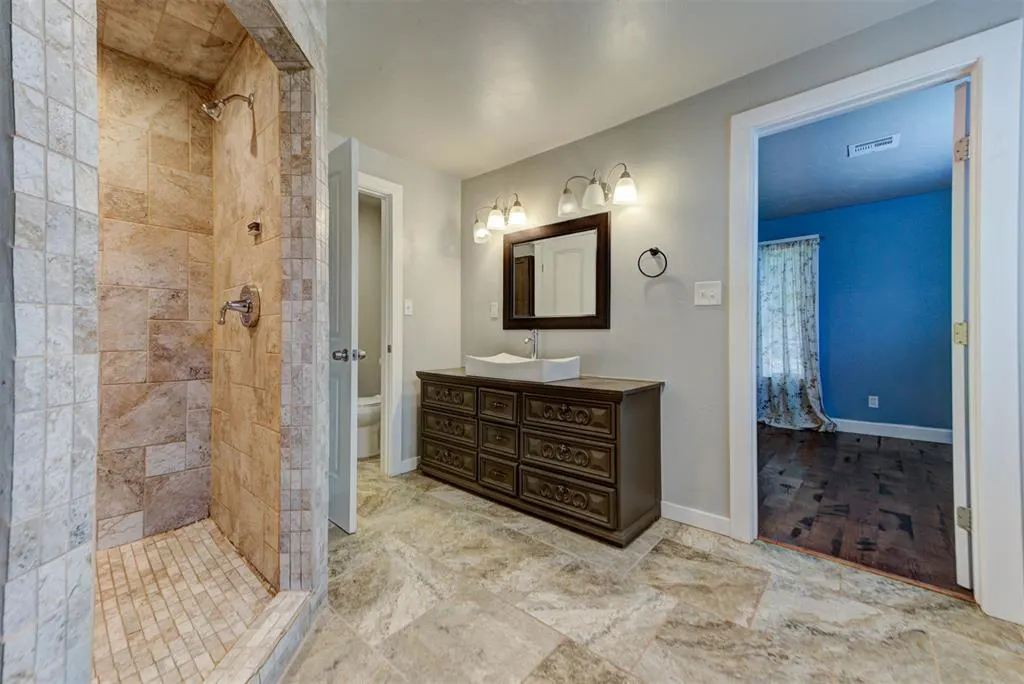 Photo 37 — 1437 NE 33rd Street, Oklahoma City, OK 73111