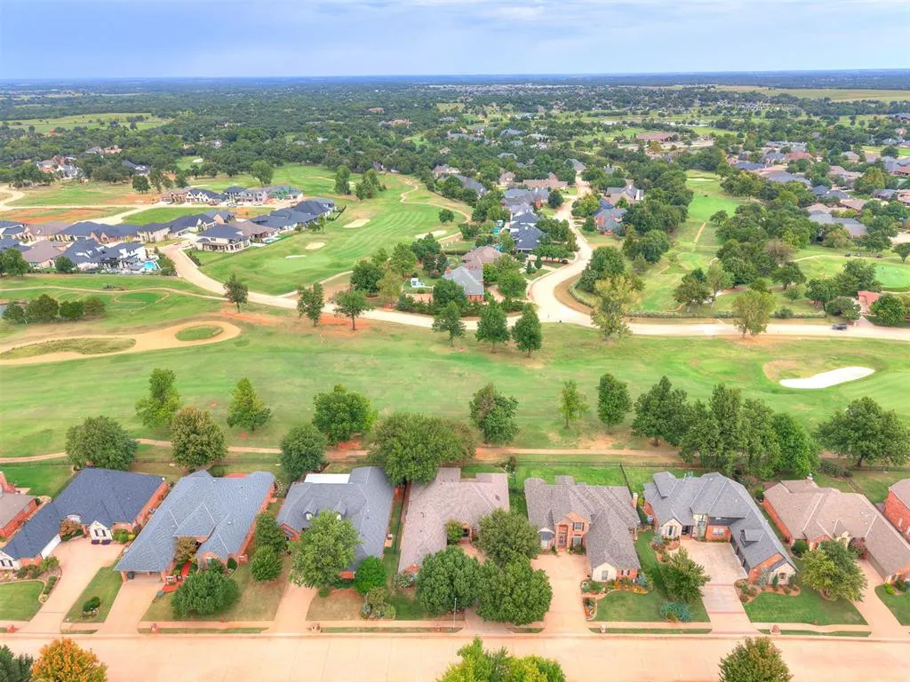 Photo 12 — 1909 Red Prairie Drive, Edmond, OK 73025