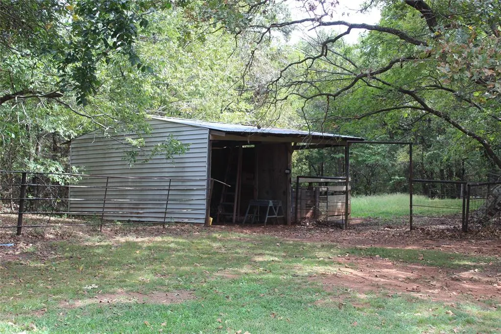 Photo 7 — 900690 S Oak Ridge Drive, Chandler, OK 74834