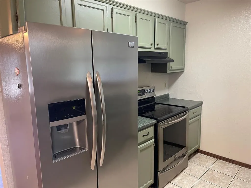 Photo 8 — 465 Echo Lane, Harrah, OK 73045