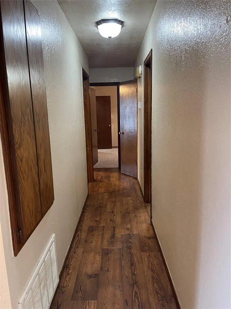 Photo 12 — 465 Echo Lane, Harrah, OK 73045
