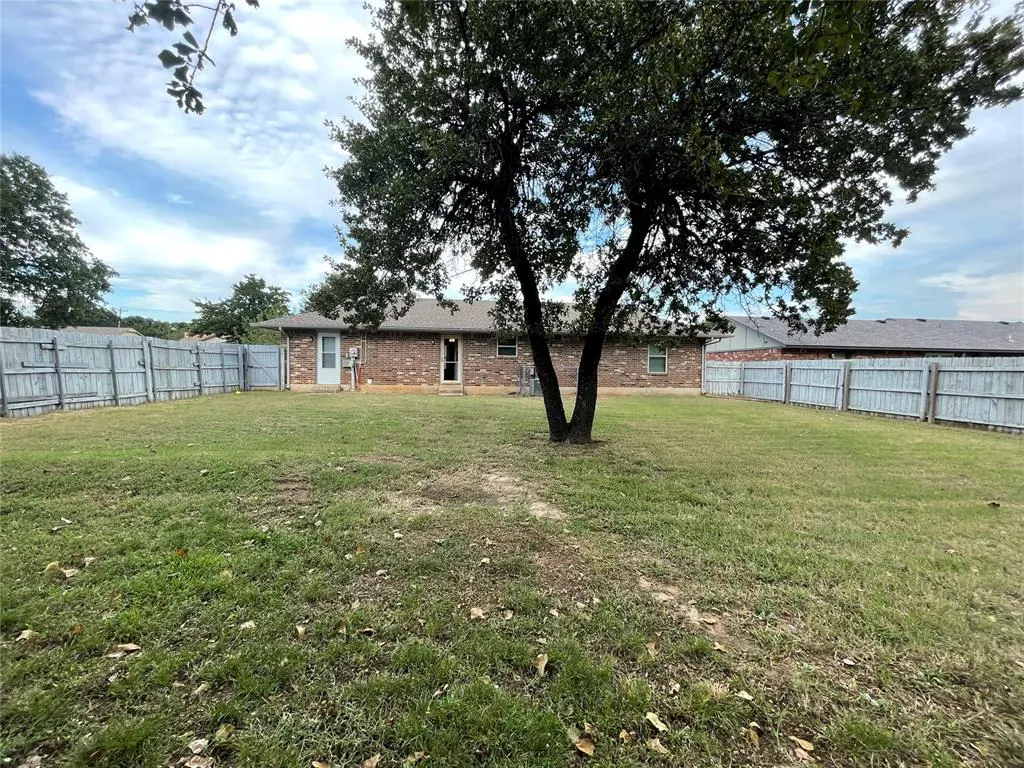Photo 38 — 465 Echo Lane, Harrah, OK 73045