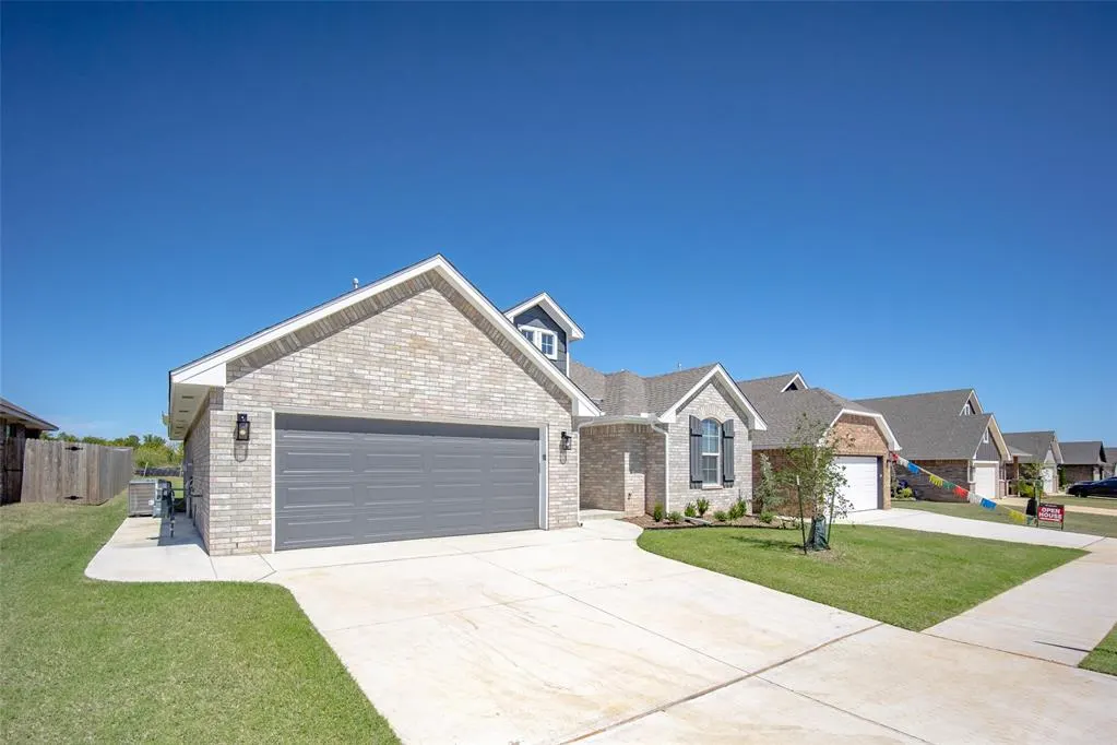 Photo 2 — 12809 NW 141st Street, Piedmont, OK 73078