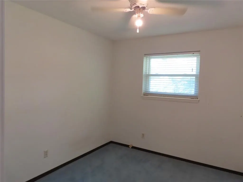 Photo 4 — 7421 NW 5th Terrace, Oklahoma City, OK 73127