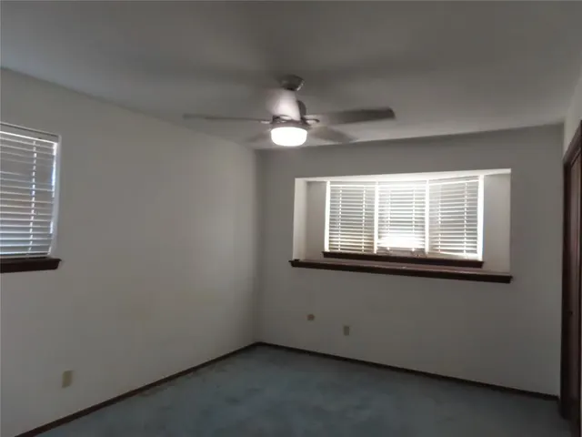 Photo 5 — 7421 NW 5th Terrace, Oklahoma City, OK 73127