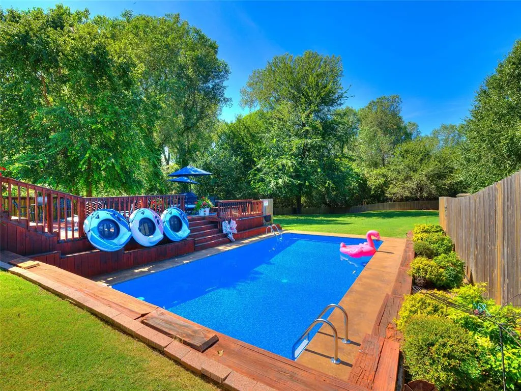 Photo 13 — 7705 Ambassador Road, Oklahoma City, OK 73169
