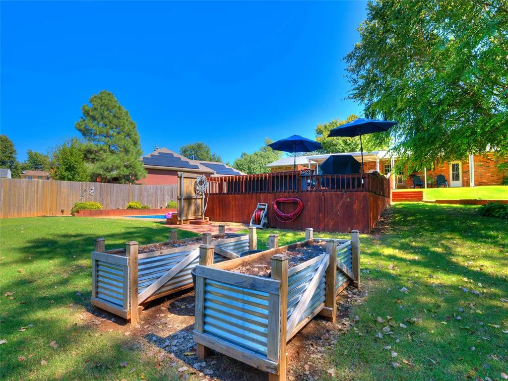 Photo 14 — 7705 Ambassador Road, Oklahoma City, OK 73169