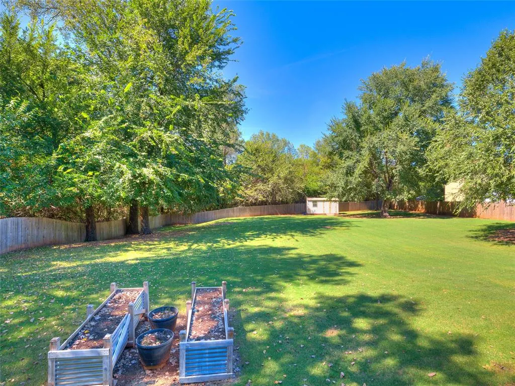 Photo 15 — 7705 Ambassador Road, Oklahoma City, OK 73169