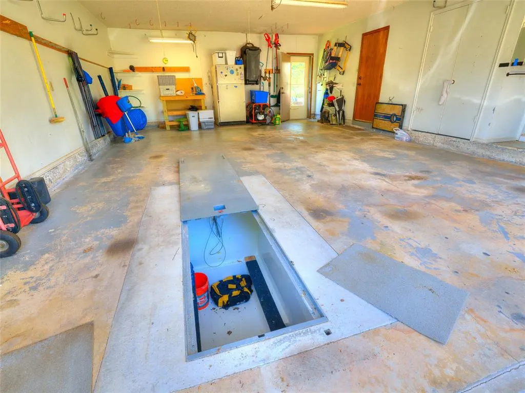 Photo 18 — 7705 Ambassador Road, Oklahoma City, OK 73169