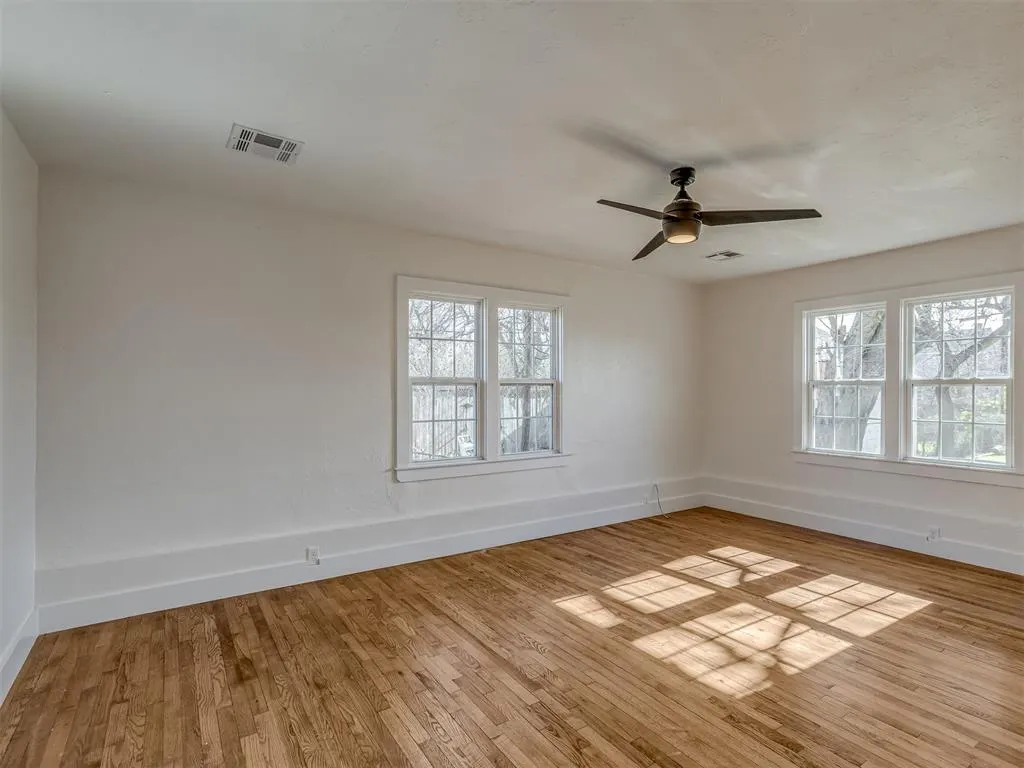 Photo 13 — 2832 NW 45th Street, Oklahoma City, OK 73112