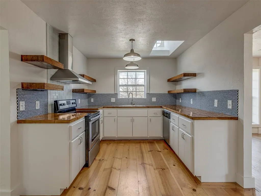 Photo 31 — 2832 NW 45th Street, Oklahoma City, OK 73112